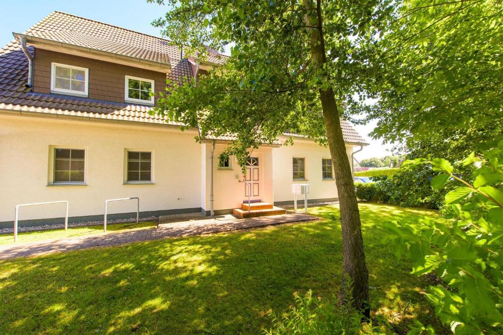 Appartement Mueggenburger Weg 1 Whg_4 _Duenenn Müggenburger Weg 1, 18374 Groß Kirr