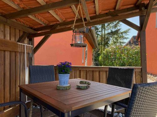 Maison de vacances Müritzurlaub an der Kastanie in Sembzin Dorfstraße 13 Sembzin
