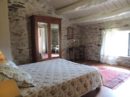 B&B / Chambre d'hôtes Nabat le Haut, chambre et table d'hotes Nabat le Haut Courniou