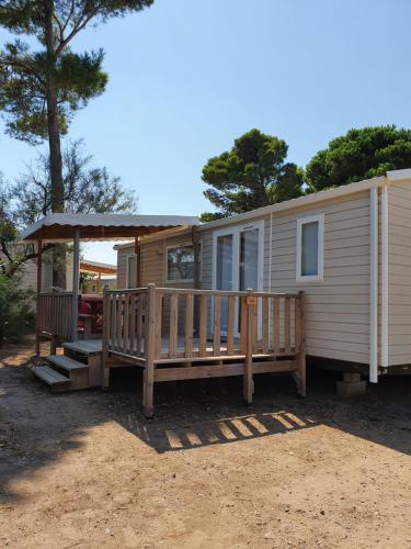 NARBONNE PLAGE – mobile-home climatisé 6 personnes 3 chambres Narbonne-Plage france