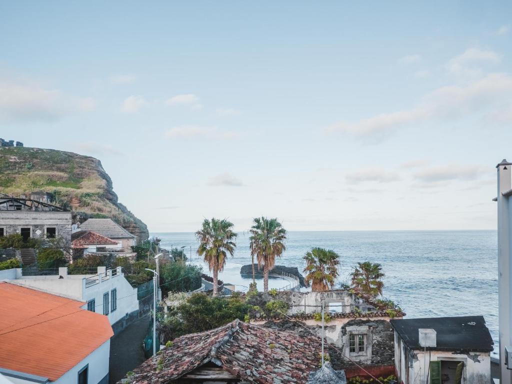 Séjour chez l'habitant Nature Madeira Guest House Rua Doutor João Abel de Freitas, 17, 9225-050 Porto da Cruz