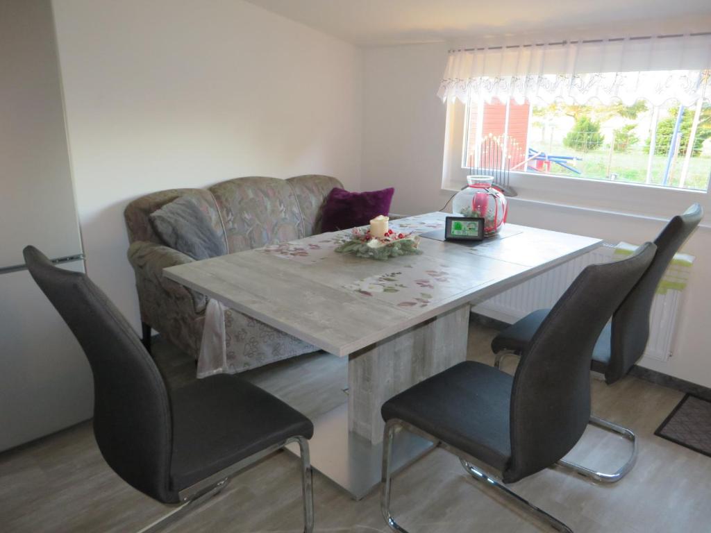 Maison de vacances NEU Ferienhaus Torfmuttje nähe Norddeich mit Hund Kirchstr. 103, 26529 Upgant-Schott