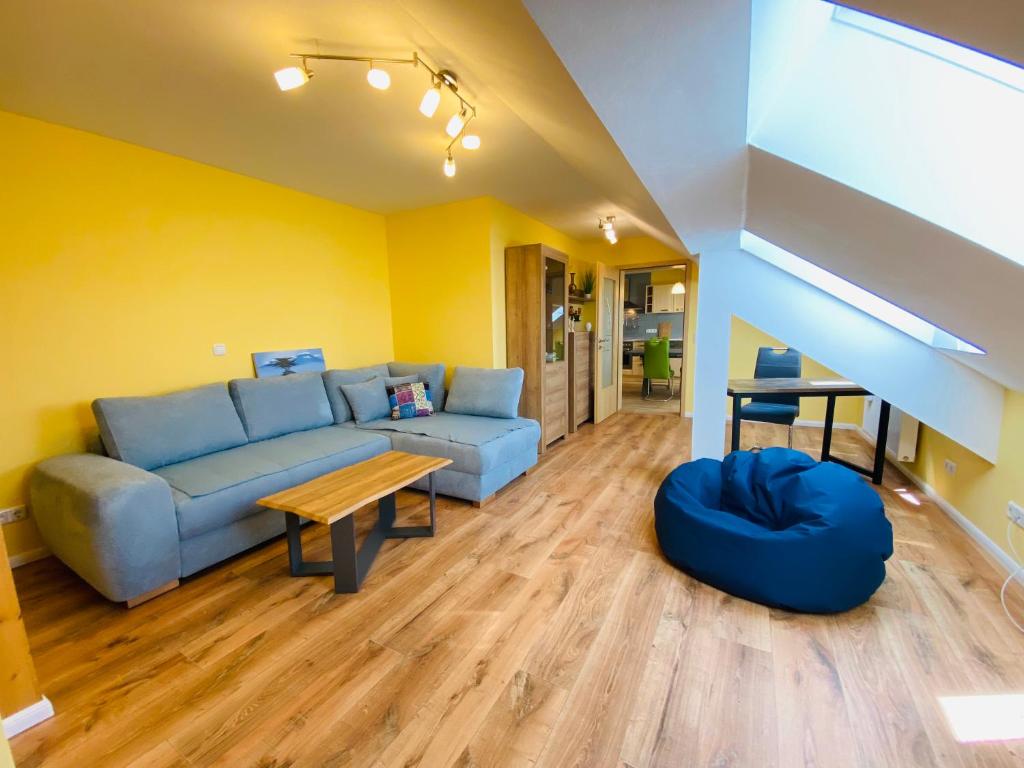 Appartement NEU!!! Ferienwohnung Villa Störmer - 2 Schlafzimmer, 4 Personen in Eisfeld 20 Dorfstraße, 98673 Eisfeld