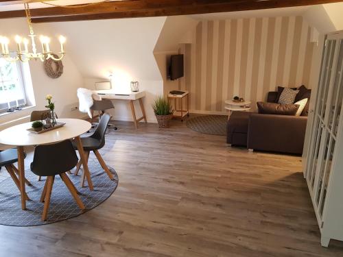 Appartement Neu renovierte Ferienwohnung mit Poolhaus & Sauna auf dem Bauernhof 6 Dörmter Straße Oetzen