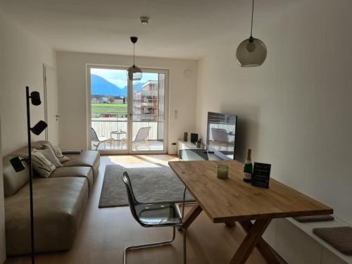 Appartement neu, zentral, schön, Bergblick, Südterrasse 25 Münchener Straße Freilassing