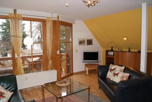 Appartement Neuendorf-Whg-3-Blick-auf-Vilm Dorfstr.  46 Neuendorf