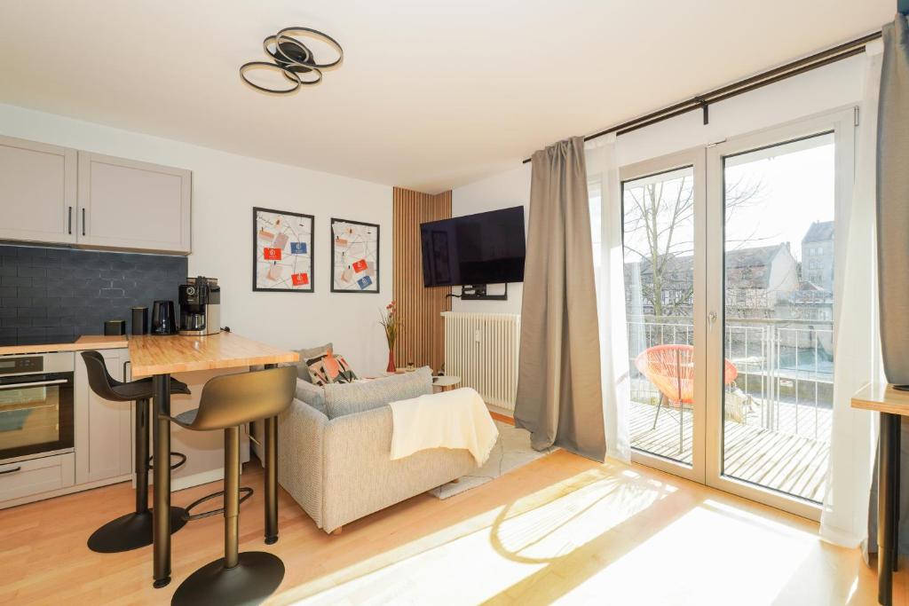 Appartement Neueröffnung: 10 Minuten in die Altstadt mit Balkon und Pegnitzblick 3 Lindengasse, 90419 Nuremberg