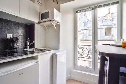 Appartement New Cocoon Duplex for 2 in the Heart of Paris (5D) 1 Rue de l'Échiquier Paris