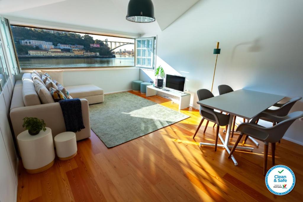 Appartement NEW! Duplex Douro River 2 Largo do Adro, 4050-015 Porto