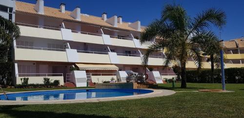 New Grand duplex avec terrasse plein sud vue piscine Vilamoura portugal