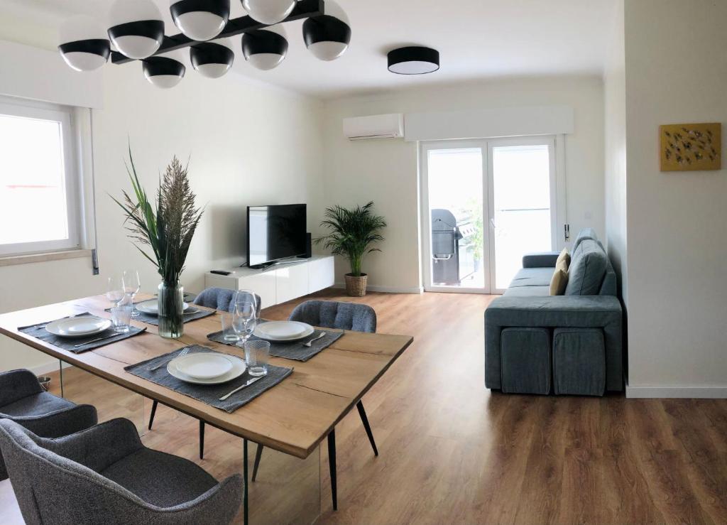 Appartement NEW! Modern apartment by the ocean 38 Rua Gil Eanes, 2825-304 Costa da Caparica