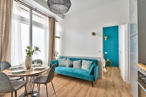 NEW ! Outstanding 2BR & 1BR Apt in Paris 15 Paris france