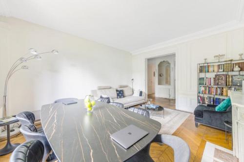 Appartement New&Spacious flat with private garden 12 Rue Renault Saint-Mandé