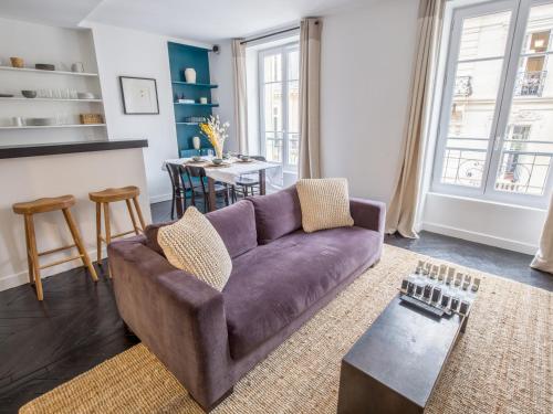 Newly Remodeled Spacious 2Bed APT with Elevator - Mobility Lease Only - Minimum 1 Month Paris france