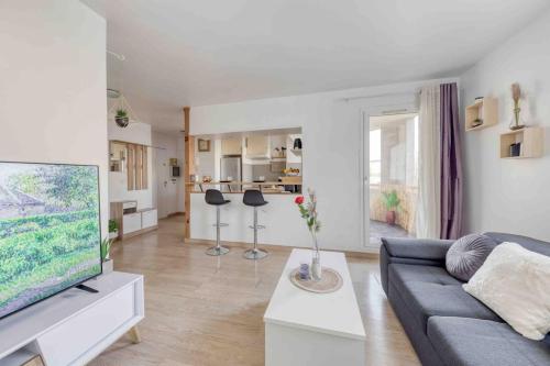 Appartement Next to Disney- Appart'Hôtel Palm Spring 11 Rue Pablo Neruda 4EME ETAGE Torcy