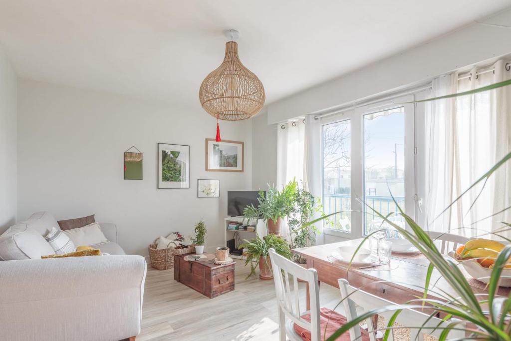 Appartement Nice 2 bedroom apartment near the canal in La Rochelle - Welkeys 12 rue de la croisette, 17000 La Rochelle