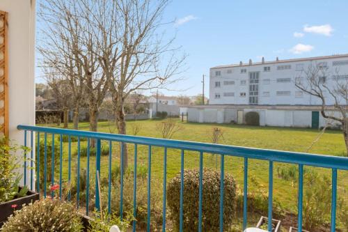 Appartement Nice 2 bedroom apartment near the canal in La Rochelle - Welkeys 12 rue de la croisette La Rochelle