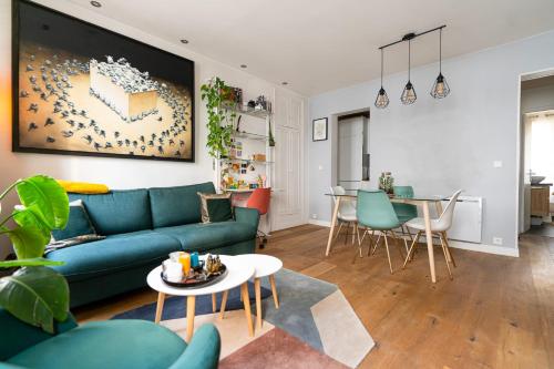 Nice 38m near the Canal Saint-Martin Paris france