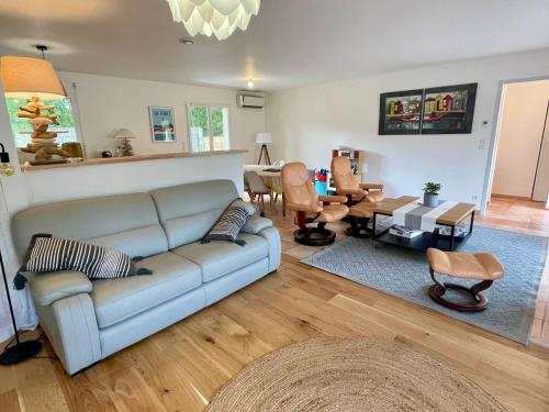 Nice and modernly furnished house in Le Porge Le Porge france