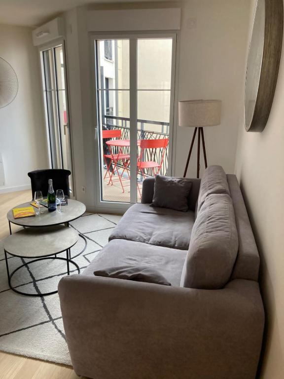 Appartement Nice and quiet 40m in Courbevoie 7 Rue des Vieilles Vignes, 92400 Courbevoie