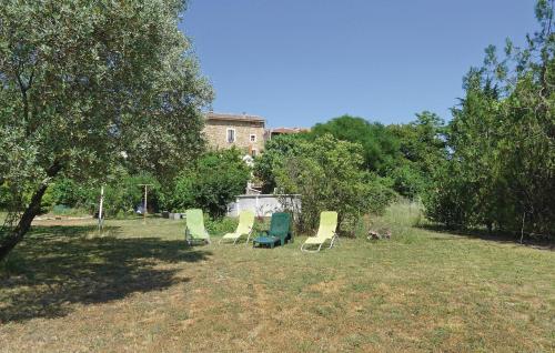 Nice apartment in St Florent s, Auzonnet with 2 Bedrooms, WiFi and Outdoor swimming pool Saint-Jean-de-Valériscle france