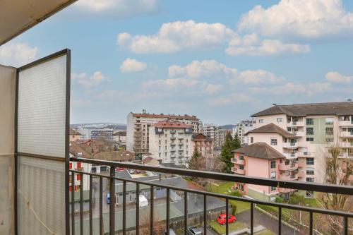 Nice apartment with balcony very close to the city center Annecy france