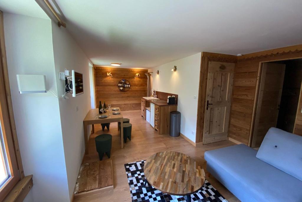Appartement Nice Cosy Apt With Garden In Chamonix Mont Blanc 605 Route des Pecles, 74400 Chamonix-Mont-Blanc