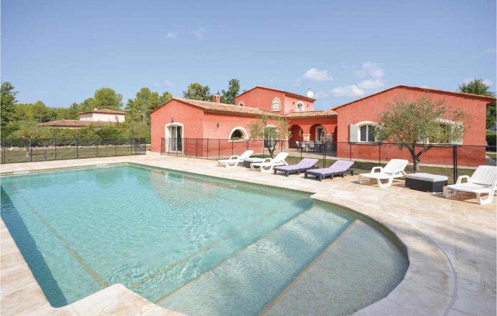 Maison de vacances Nice home in Callian with WiFi, Private swimming pool and Outdoor swimming pool , 83440 Callian