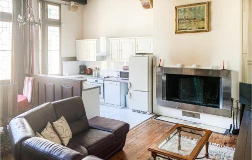 Nice home in Chinon with 3 Bedrooms and WiFi Chinon france