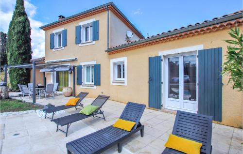 Nice home in Espeluche with Outdoor swimming pool, Private swimming pool and 4 Bedrooms Espeluche france