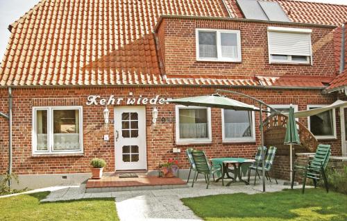 Maison de vacances Nice home in Hohwacht with 4 Bedrooms  Hohwacht