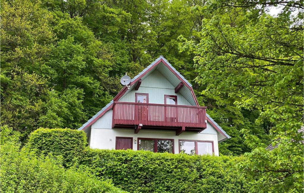 Maison de vacances Nice home in Kirchheim with 3 Bedrooms and WiFi , 36275 Kirchheim