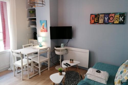 Appartement Nice renovated Studio Tram C and A #J7 1 Rue André Maginot Grenoble