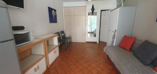 Appartement Nice studio with terrace near the sea 14 Avenue Marie Fliche Bergis Saint-Mandrier-sur-Mer