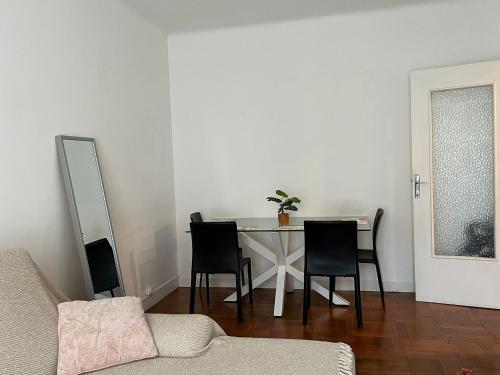 Appartement Nice : Superbe appartement 50 m2 20 Rue Parmentier Nice