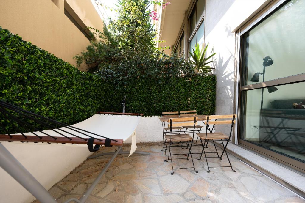 Appartement Nice: Superbe appartement dans le Carré d'Or. 6 Rue Massenet, 06000 Nice