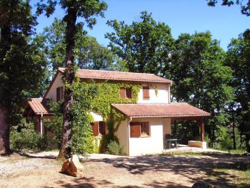 Nice villa with dishwasher located in the Dordogne Gavaudun france