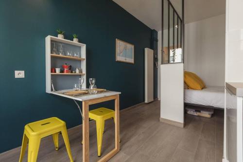 Nicelidays - Le Berlioz - city central - 7min from beaches Nice france