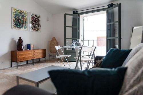 Appartement Nouveau! Magnifique appartement climatisé Entrée Rue Louis Blanc 17 Rue Marceau Aigues-Mortes