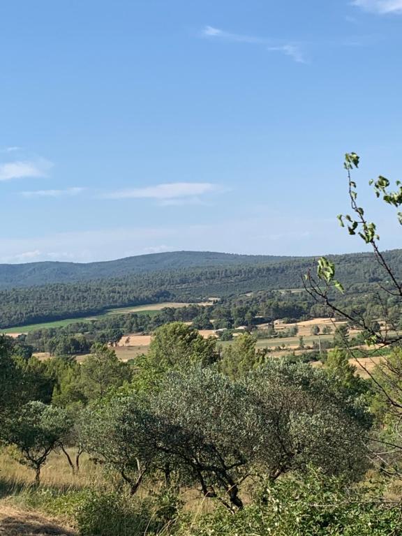 Séjour à la campagne Nuit au calme Ponteves, 83670 Pontevès