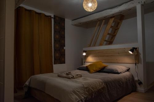 Ô COSY , DUPLEX, JACUZZI, TERRASSE. Villedieu-les-Poêles france