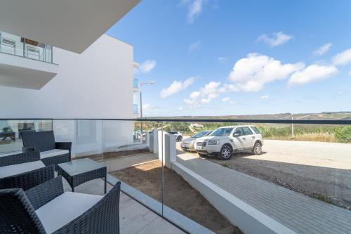 Appartement O MAÇARICO - Walking distance to Monte Clerigo and Amoreira beaches Urbanização Espartal Sector I, nº 8 - R/C esquerdo Aljezur