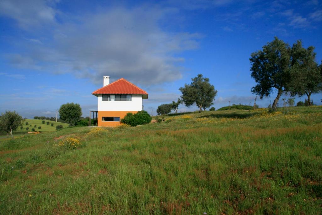 Maison de vacances o vale da mudança Caixa Postal 77, 7900-112 Monte da Pedra Alva