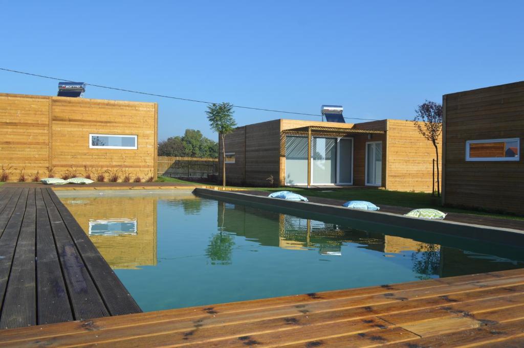 Maison de vacances Óbidos Wood Villas Rua Bairro dos Arneiros, 2510-000 Olho Marinho
