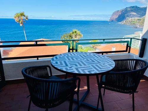 Ocean Cliffs Apartments Funchal portugal