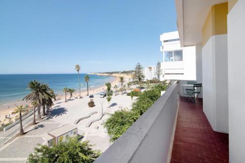 Ocean View Apartment Armação de Pêra portugal