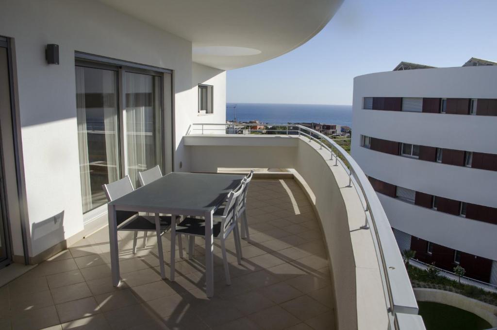 Appartement Ocean View Apartment by the Beach Beach Condominium,R. da Torre Pequena 7,Block3,3E, 8600-550 Lagos