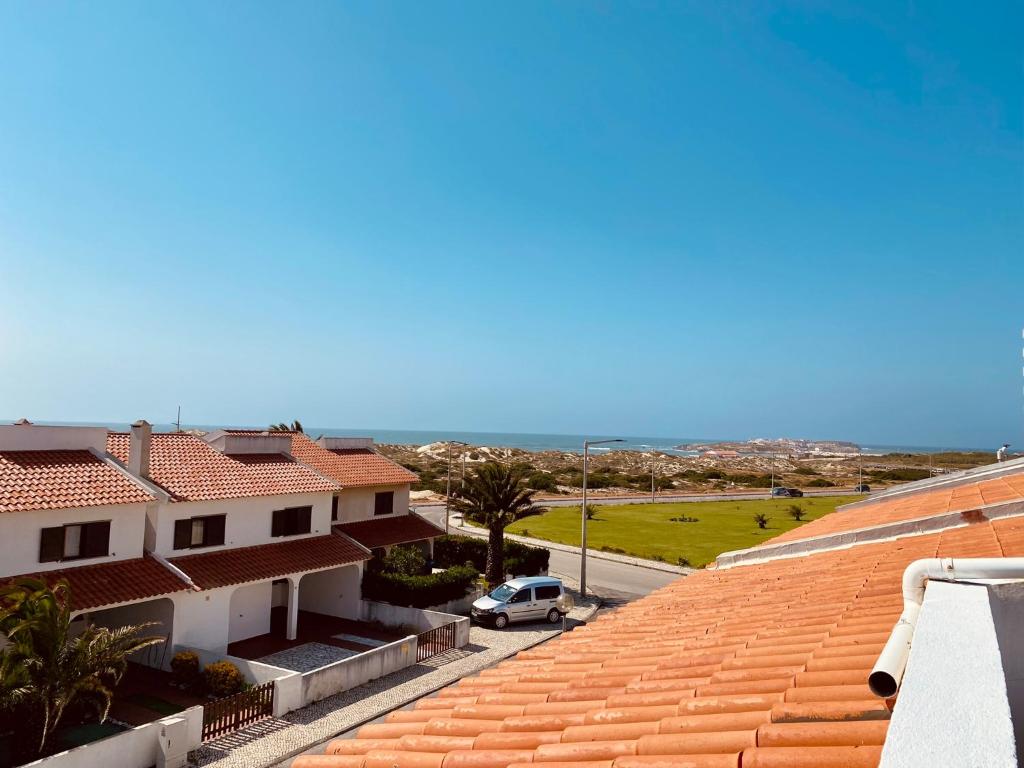 Villa Ocean view - Baleal beach house - Surf & Relax 19 Rua Ferreira de Castro, 2520-158 Baleal