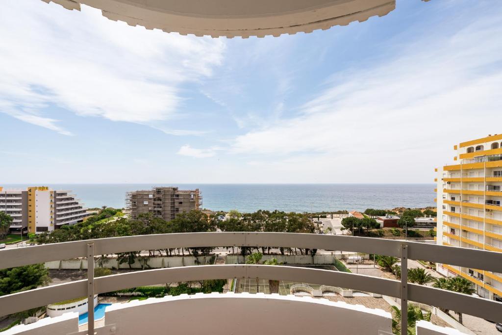 Appartement Ocean View by Encantos do Algarve - 910 Beco dos Três Castelos Torre Três Castelos Apt. 910, 8500-803 Portimão