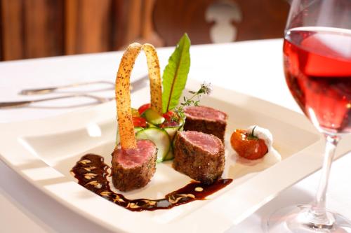 Hôtel Ochsen Hotel & Restaurant Binzen / Basel Hauptstraße 42 Binzen